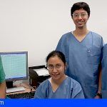 El HUC forma a tres neurólogos indonesios en monitorización neurofisiológica intraoperatoria