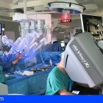La Candelaria realiza la primera cirugía robótica en cáncer colorrectal