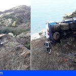 Tacoronte | El camión caído en Garañoña puede ser vaciado y retirado con grúa