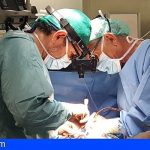 El Hospital Dr. Negrín realiza por vez primera una compleja técnica para tratar una infección cardíaca