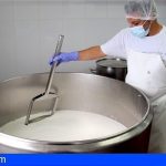 Canarias destina 11 millones en ayudas para productores de leche de vaca, cabra y oveja