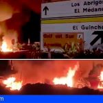 Arden ocho vehículos de ocasión en Las Chafiras