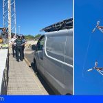 Una avioneta toca los cables de alta tensión en Arico y provoca un breve corte de suministro