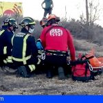 Fallece un hombre tras caer por un barranco en Arico