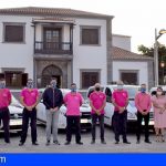 La Asociación de Taxistas Profesionales de Santiago del Teide se viste de rosa