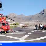 Helicóptero del GES rescata en Adeje a un parapentista herido grave tras sufrir un accidente