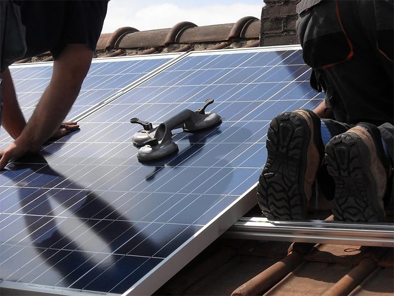 uz demanda placas solares Tenerife