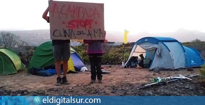 Cuna del Alma protesta acampada