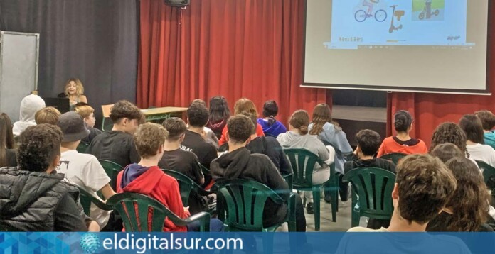 Estudiantes-Ies-Las-galletas-Semana-Salud-Arona-270324 Talleres de Salud y la Sostenibilidad fomentan hábitos en los estudiantes del IES Las Galletas