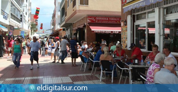 Zona Comercial Abierta de Las Galletas - Arona, Tenerife
