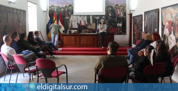 Granadilla avanza en los Derechos de la Infancia con su primer taller