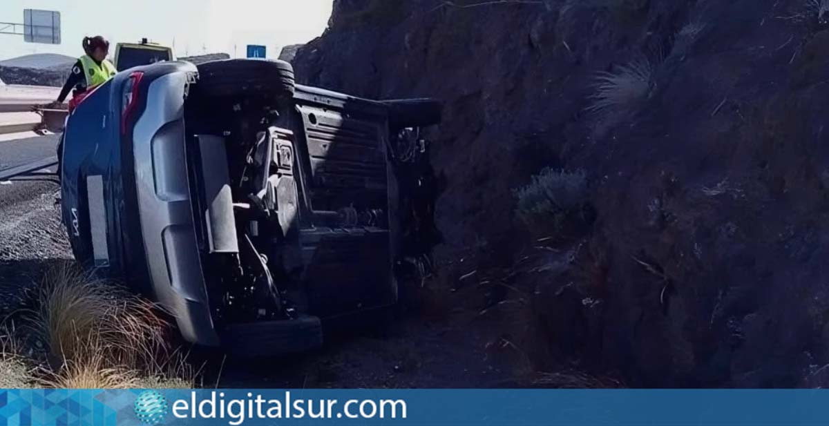 Accidente de tráfico en la autopista TF-1 Tenerife Sur