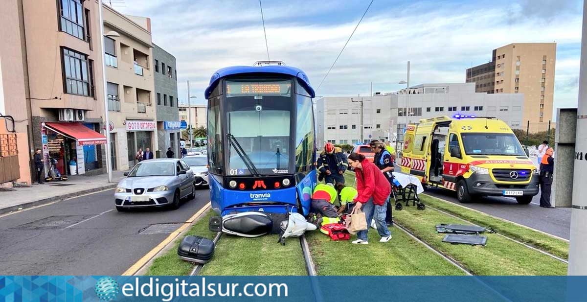 Accidente de tráfico con motorista en el tranvía de Tenerife