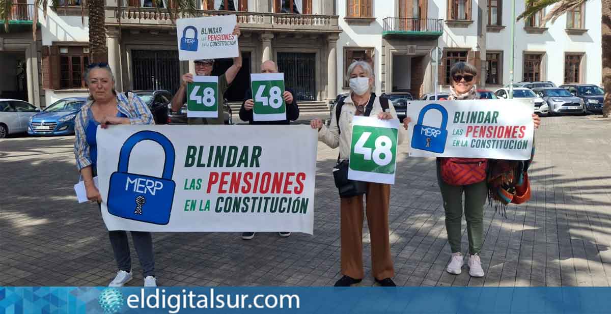 Concentración de la MERP en Las Palmas de Gran Canaria exigiendo el blindaje constitucional de las pensiones