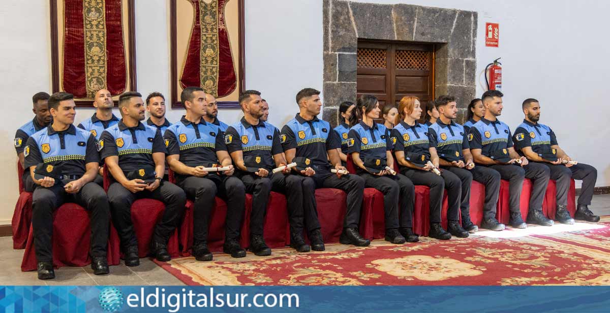 Los 20 nuevos agentes en prácticas de la Policía Local de Adeje