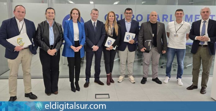 Reunión del Partido Popular de Canarias con representantes de la Guardia Civil para abordar la posible disolución del Grupo de Reserva y Seguridad Nº8