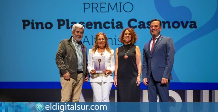 Un momento del acto de entrega del Premio Abinque 2025 en el Auditorio de Adeje