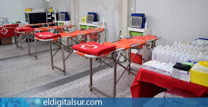 Camillas listas para atender a los carnavaleros en el Hospital del Carnaval.