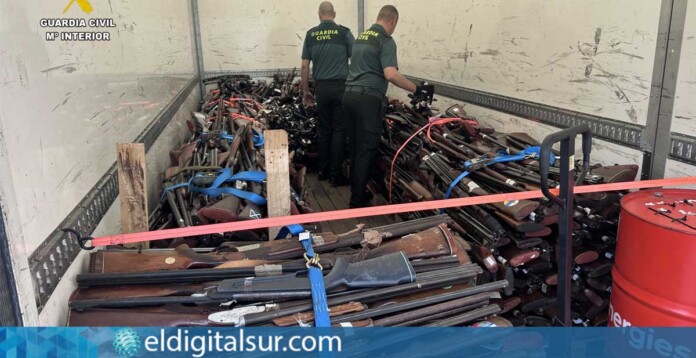 Armas preparadas para su traslado al horno de fundición para su destrucción