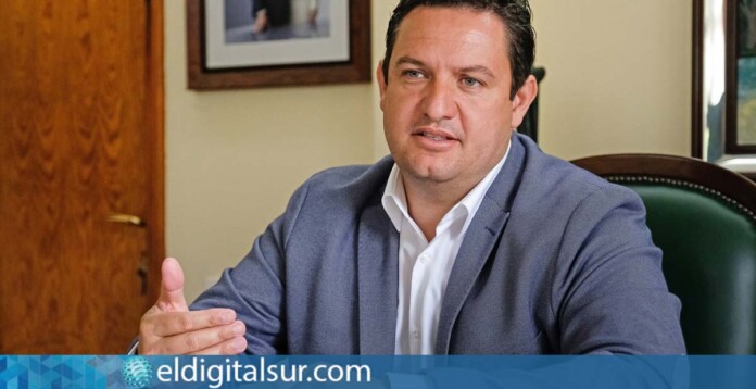 José Julián Mena del Partido Socialista (PSOE) en Arona / EDS