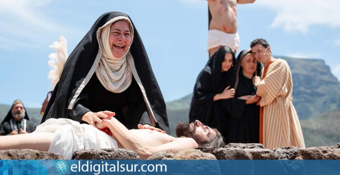 Escena de La Pasión de Adeje 2025