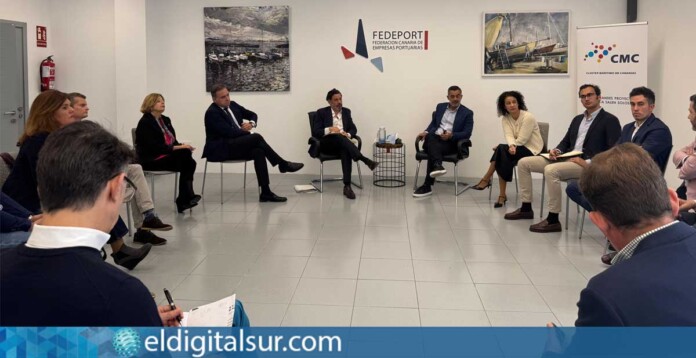 Reunión del Partido Popular de Canarias con representantes del Clúster Marítimo de Canarias y Fedeport