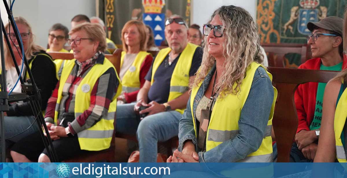 Voluntarios de la Asociación Costa del Silencio Limpio