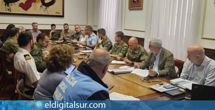 Reunión de coordinación para la organización del Día de las Fuerzas Armadas en Santa Cruz de Tenerife