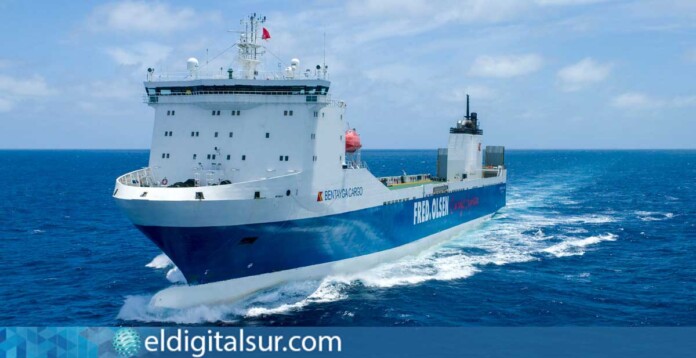 Bentayga_Cargo_Fred-olsen-express-1-160525 Bentayga Cargo, buque RORO de Fred. Olsen Express