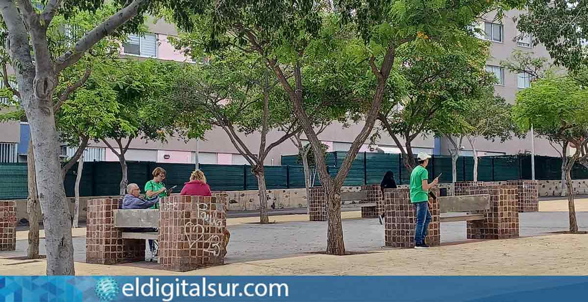 El ITER y Sermugran recogen opiniones vecinales en Granadilla para mejorar el confort térmico urbano