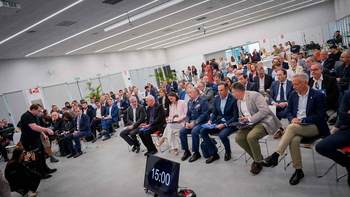 Asistentes al acto de presentación de la Estrategia Aeroespacial Canaria