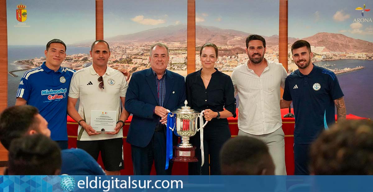 Homenaje al Club Deportivo Marino por una temporada excepcional