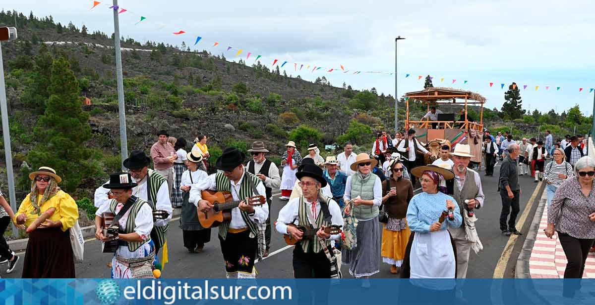 Vecinos y visitantes participan en la Romería en Honor a San Isidro Labrador en Arguayo