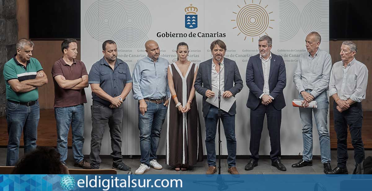 Rueda de prensa hoy en Presidencia del Gobierno, donde se presentó el acuerdo entre patronales y sindicatos de hostelería