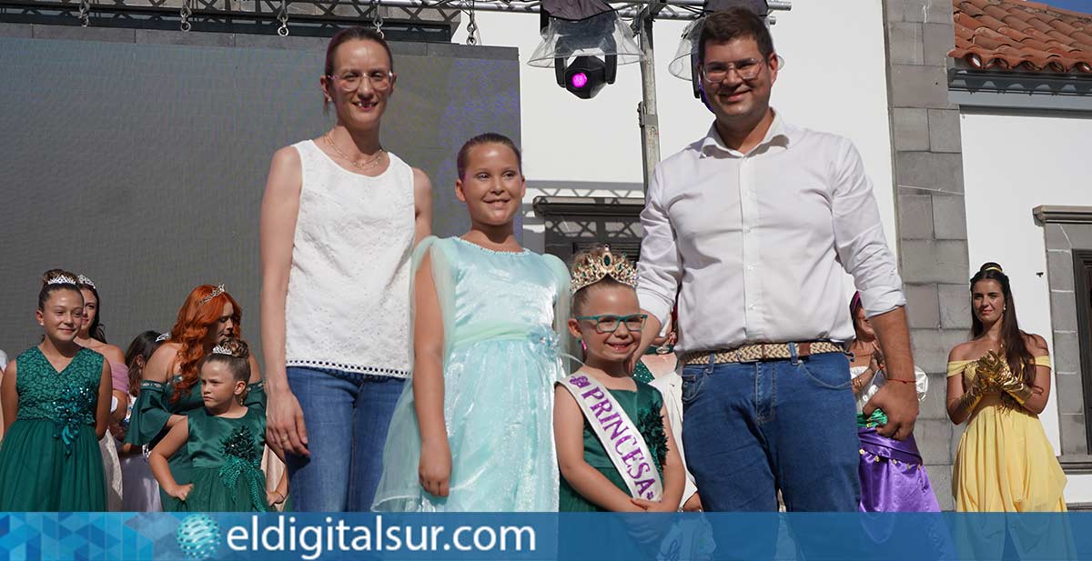 Carla Barrero Hernández, coronada Reina Infantil de las Fiestas de San Pedro 2025