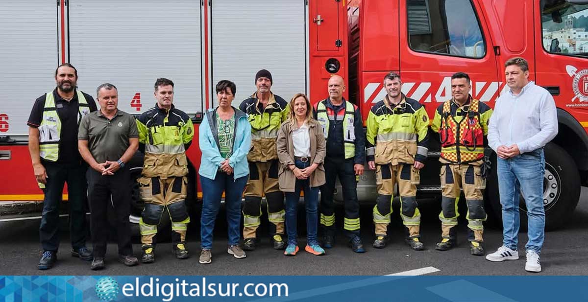 Rosa Dávila, Blanca Pérez e Iván Martín anuncian nuevas plazas y mejoras para los bomberos de Tenerife