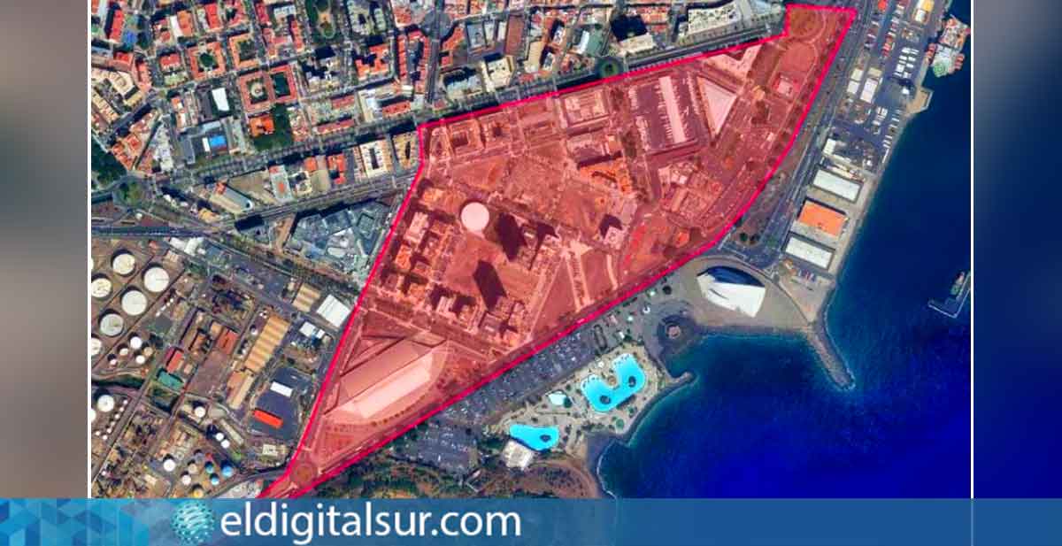 Mapa que muestra el área afectada por las restricciones de acceso a garajes durante el desfile militar del Día de las Fuerzas Armadas 2025 en Santa Cruz