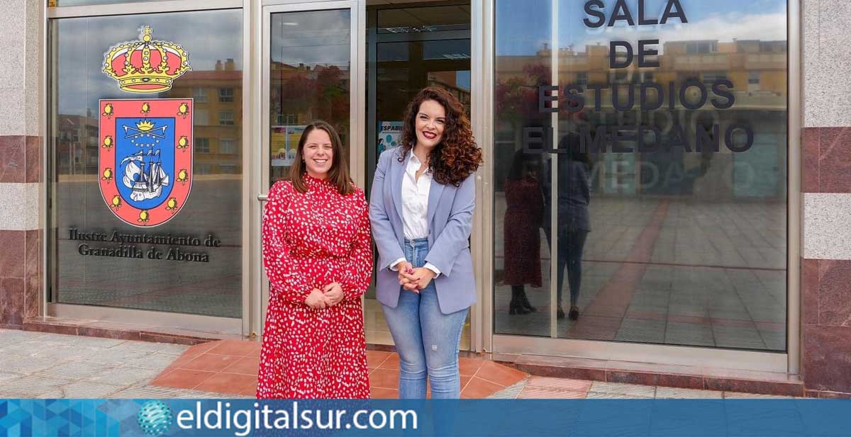 la portavoz socialista, Jennifer Miranda, y la concejal Celia Trujillo