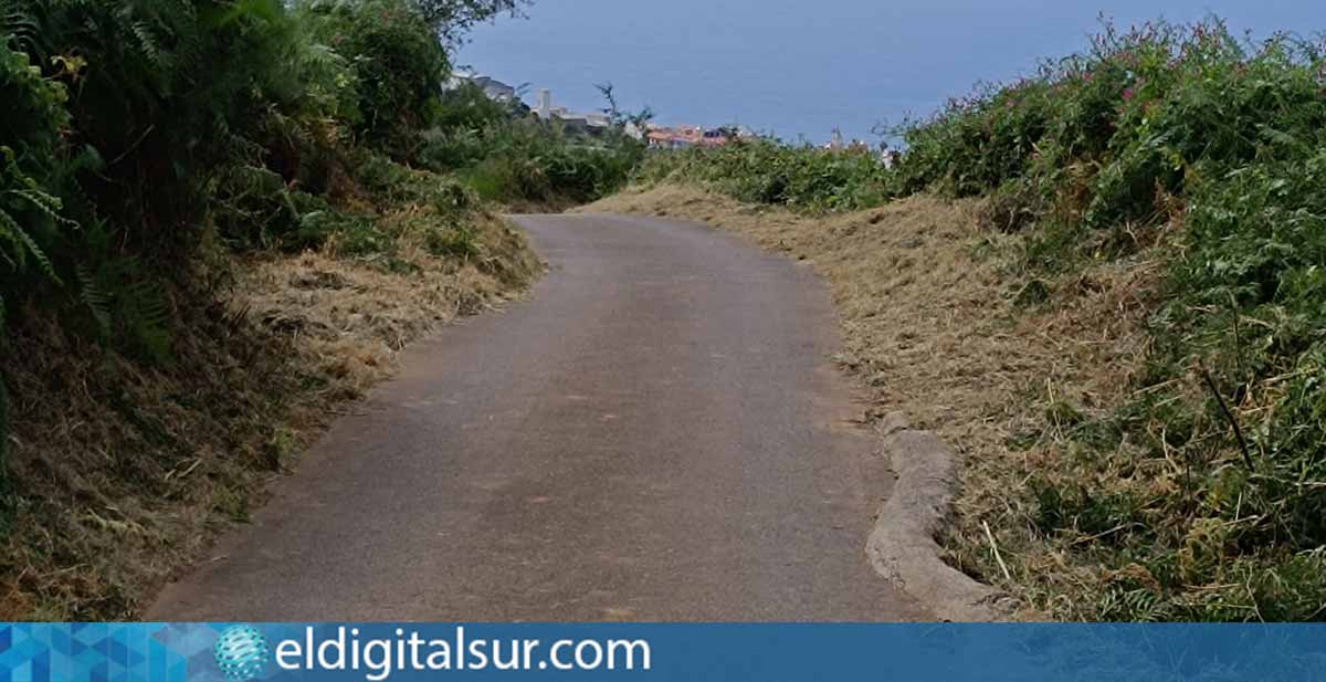 Uno de los tramos de pista agrícola acondicionados recientemente en las medianías de San Juan de la Rambla