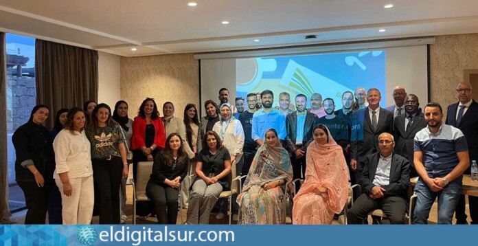 Representantes de Binter y agencias de viaje en el encuentro profesional celebrado en Agadir
