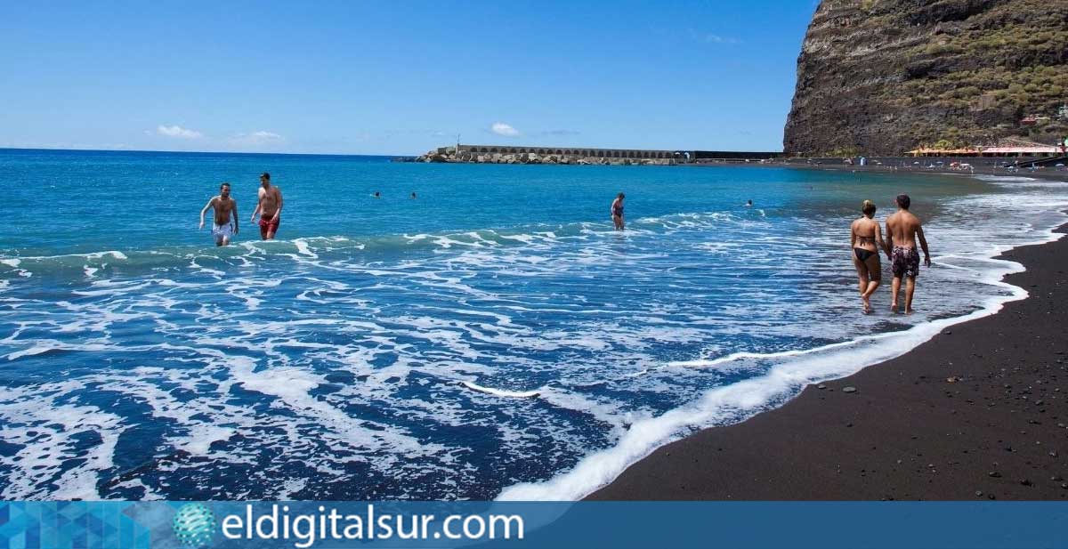 Playa del Puerto de Tazacorte, en La Palma
