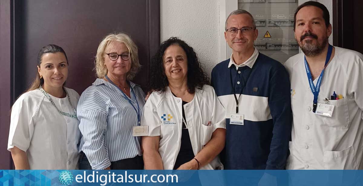 Equipo de profesionales de la nueva unidad de cirugía menor básica en el centro de salud de Candelaria, que dará cobertura a los municipios de Candelaria, Güímar y Arico
