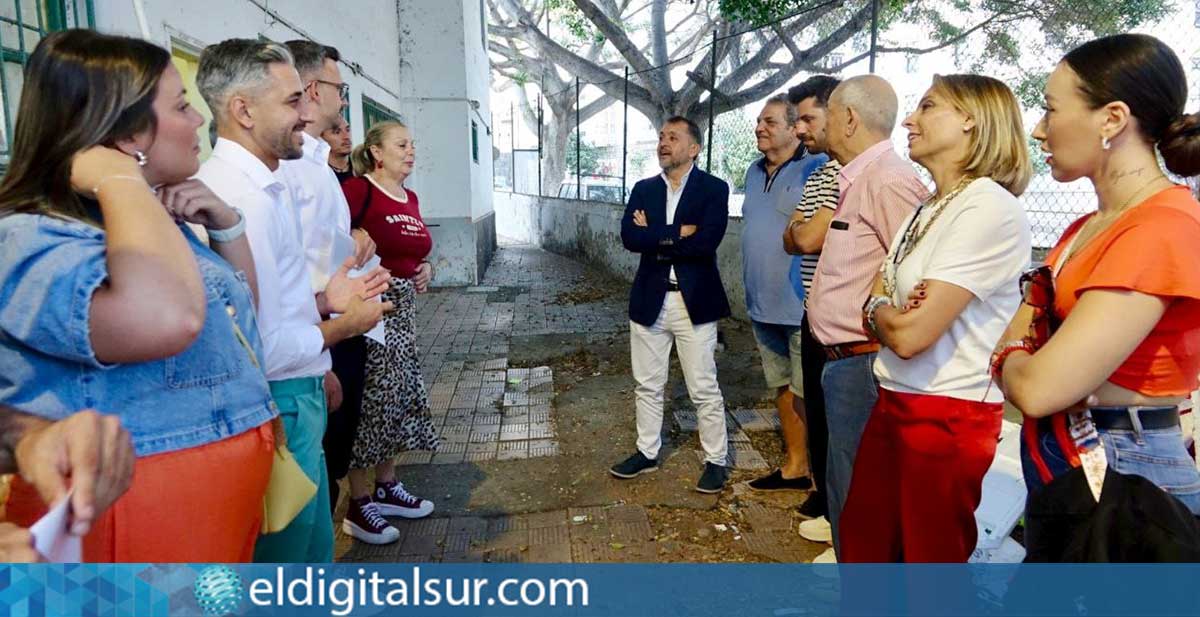 El alcalde José Manuel Bermúdez y los concejales Javier Rivero, Javier Caraballero y Gladis de León presentan el proyecto en María Jiménez