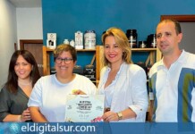Estefanía Díaz y organizadores presentan la Muestra del Descuento Comercial en Las Mantecas