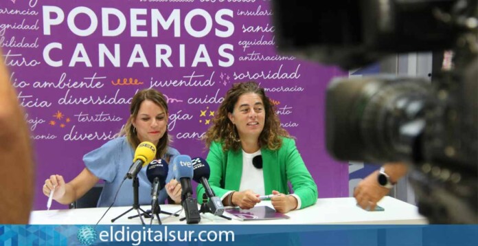 Noemí Santana y Gemma Martínez Soliño durante la rueda de prensa