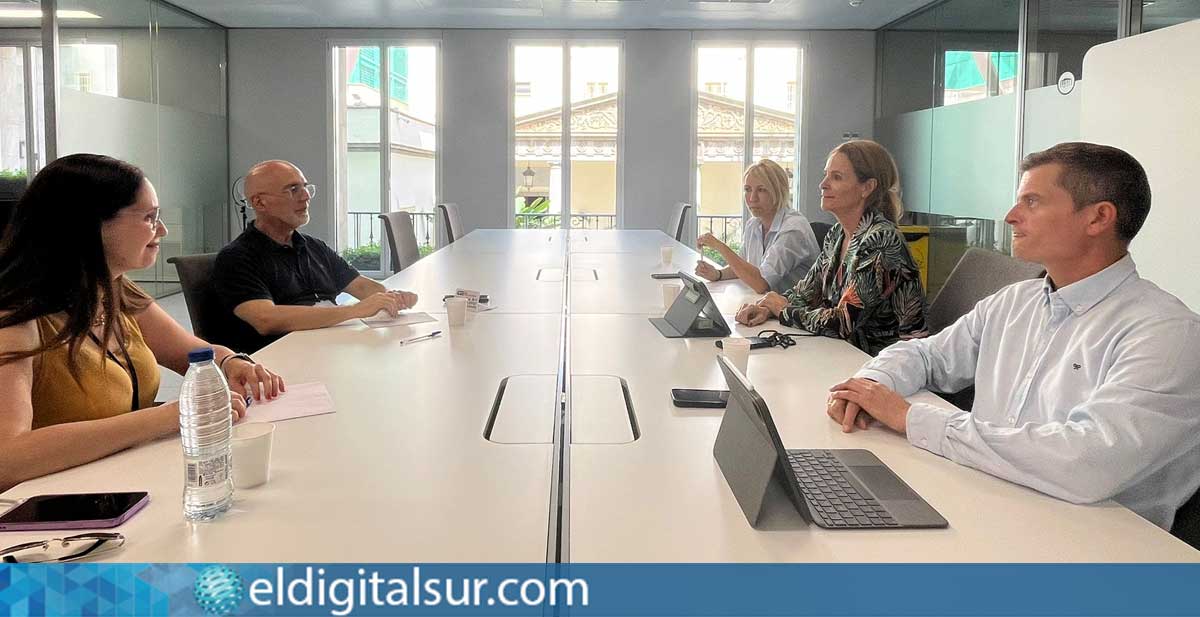 Representantes del Partido Popular de Canarias y CESM durante la reunión mantenida para abordar las preocupaciones del colectivo médico