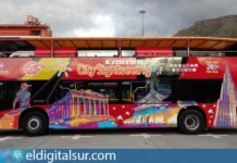 Nuevo servicio de guaguas panorámicas en Santa Cruz, que recorrerá 13 puntos emblemáticos de la ciudad