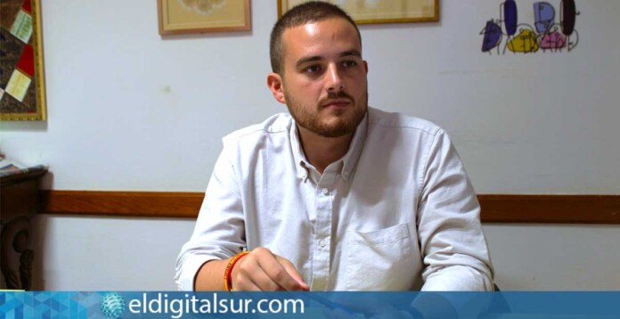 Naím Yánez VOX en el ayuntamiento de Arona