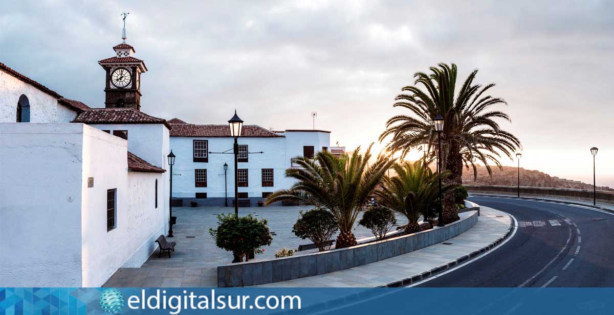 Plaza Rosario Oramas, ubicada en el centro de San Juan de la Rambla, Tenerife