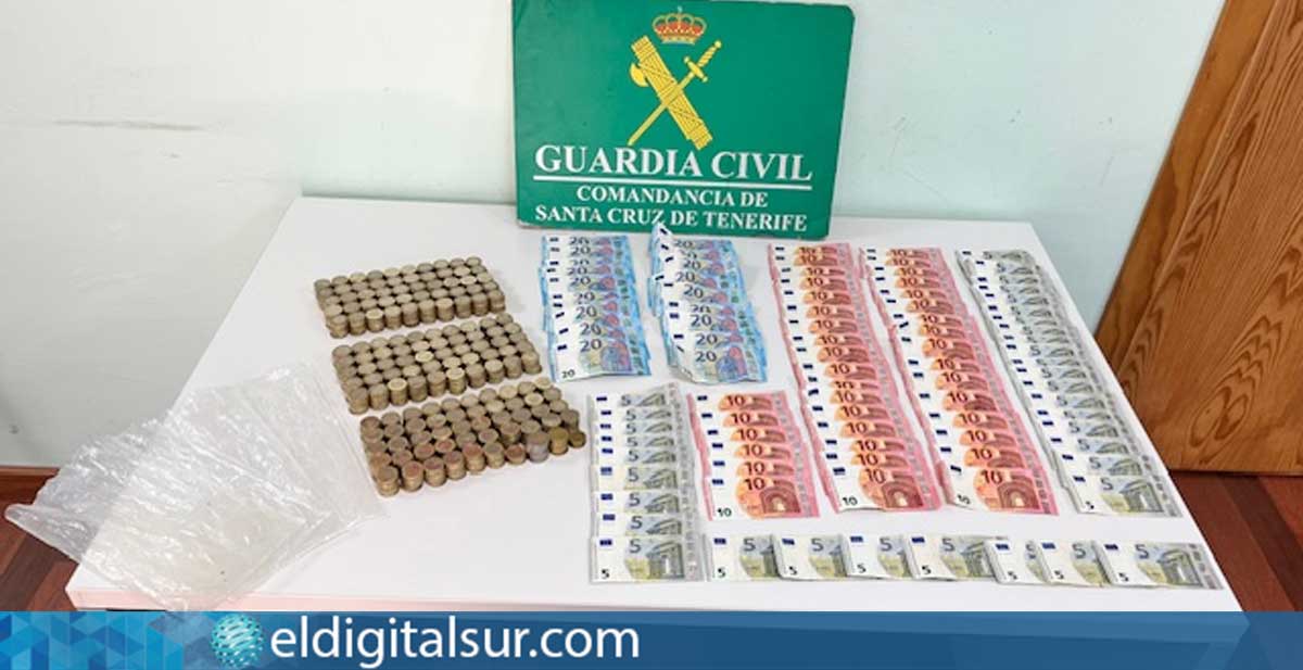 El dinero recuperado por la Guardia Civil tras el robo de la furgoneta en Candelaria